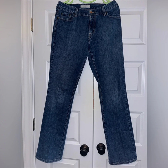Levis 550 Bootcut Jeans Womens Sz 10 Long Blue Relaxed Fit Denim Pants - Picture 1 of 9